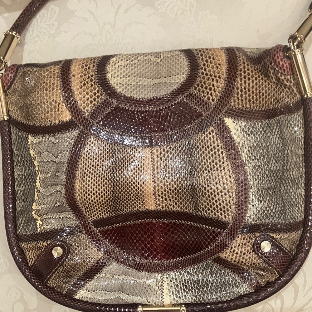 Gucci Metallic Python “Running Tote” - image 4